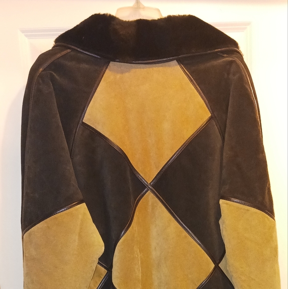 Women's leather jacket - Picture 9 of 10